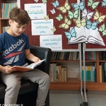 czytający uczeń